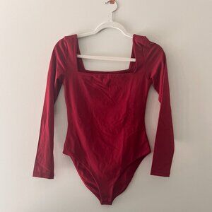 Contour Cheeky Squareneck Longsleeve Bodysuit